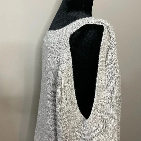 Torrid Beige Knit Cold Shoulder Tunic Sweater - Picture 6 of 11